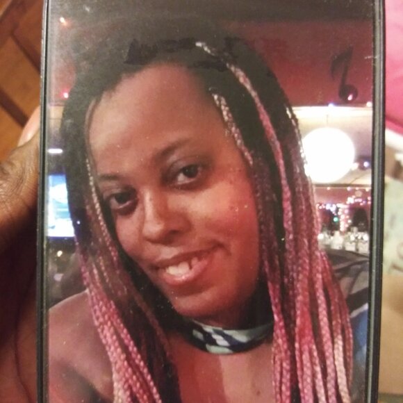 Meet your Posher, Leah - Picture 4 of 11